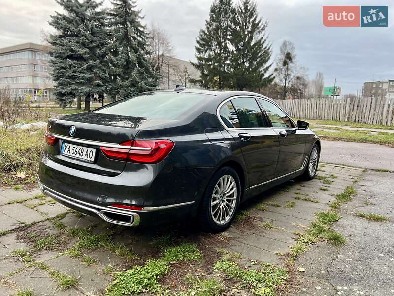 Седан BMW 7 Series 2017 в Житомирі