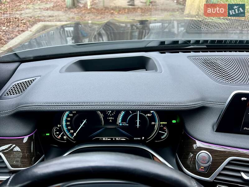 Седан BMW 7 Series 2017 в Житомирі