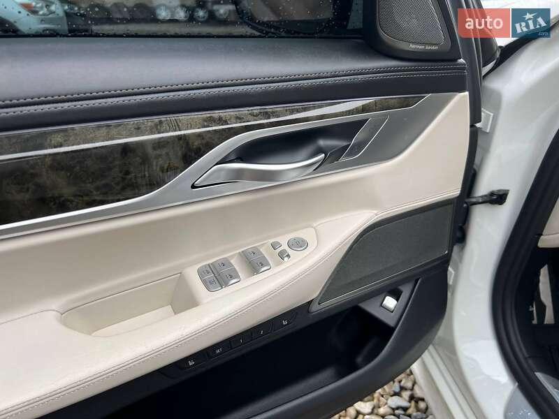 Седан BMW 7 Series 2019 в Коломиї