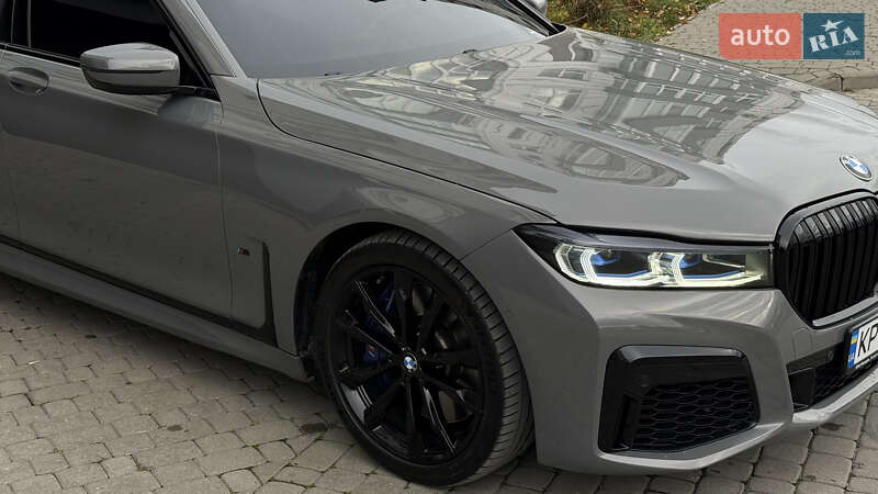 Седан BMW 7 Series 2021 в Ивано-Франковске