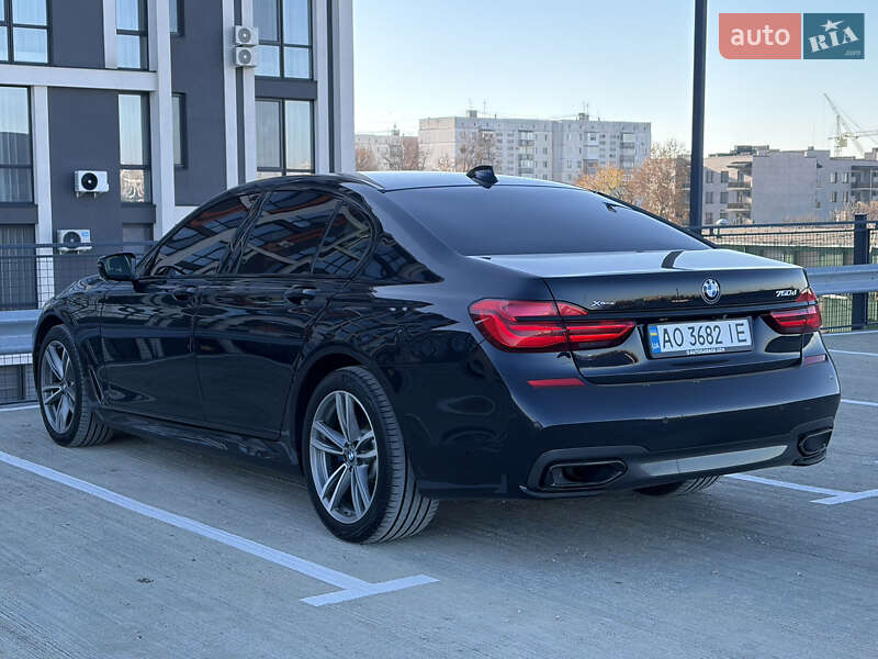 Седан BMW 7 Series 2017 в Ужгороде