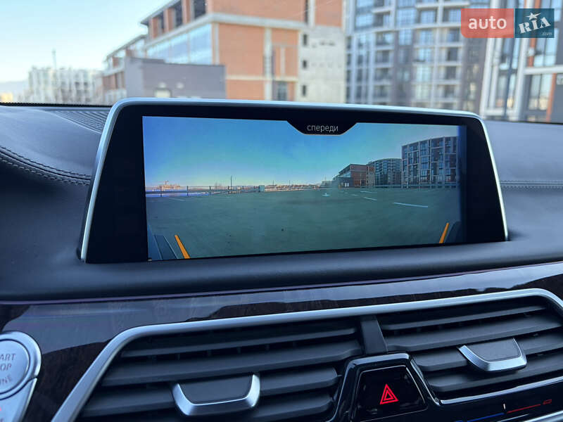 Седан BMW 7 Series 2017 в Ужгороде