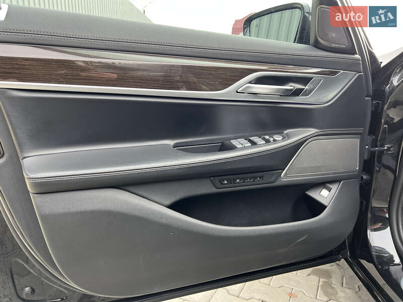 Седан BMW 7 Series 2019 в Чернівцях фото 22 Седан BMW 7 Series 2019 в Чернівцях