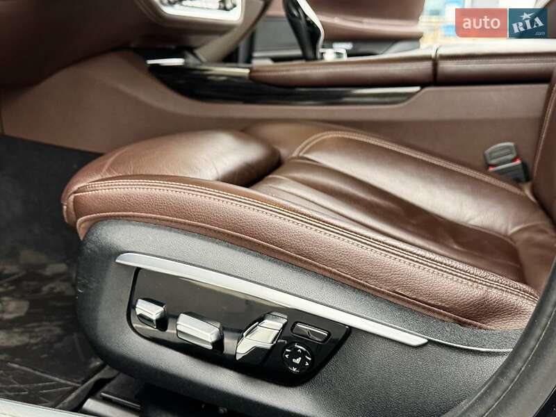Седан BMW 7 Series 2016 в Киеве