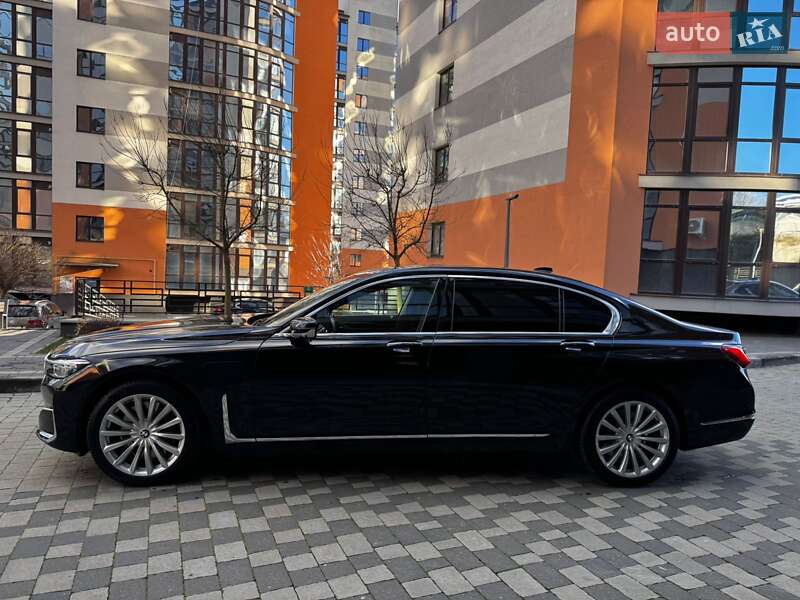 Седан BMW 7 Series 2019 в Ивано-Франковске