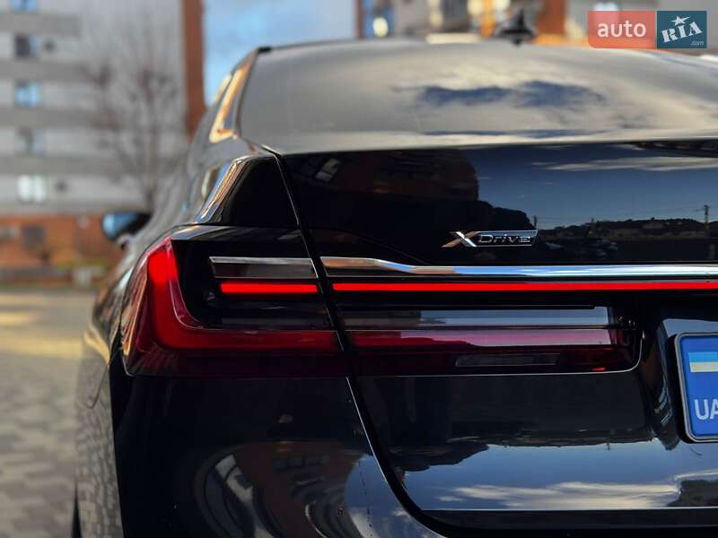 Седан BMW 7 Series 2019 в Ивано-Франковске