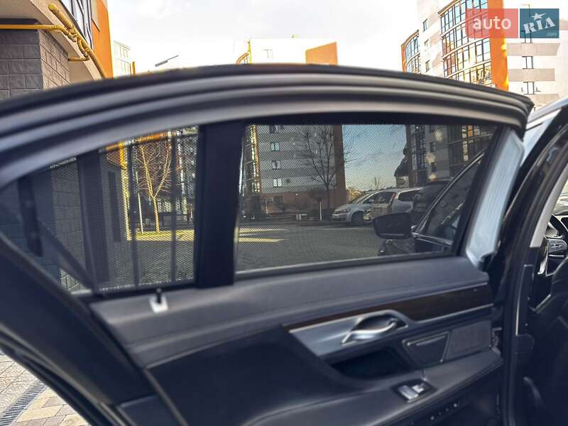 Седан BMW 7 Series 2019 в Ивано-Франковске