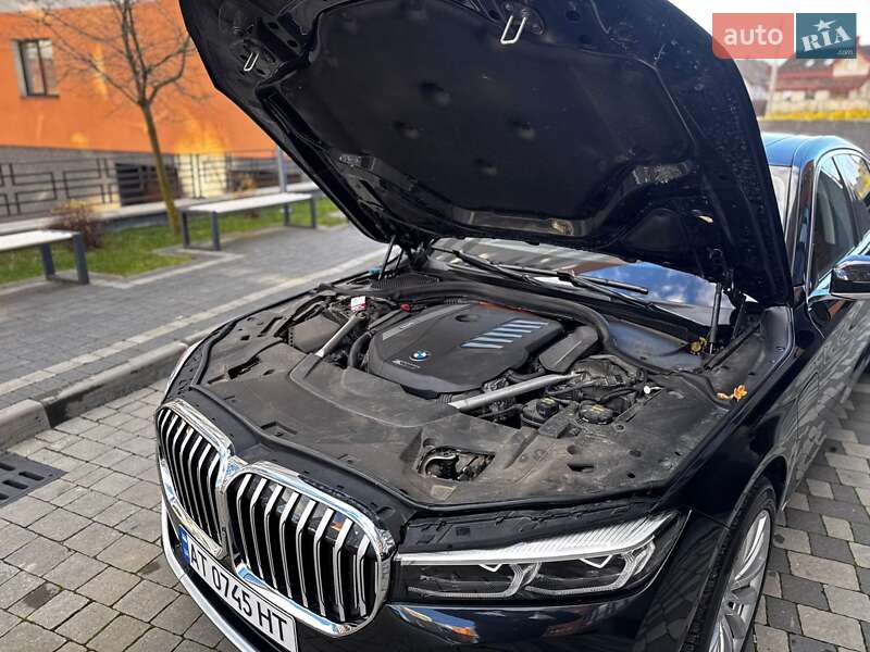 Седан BMW 7 Series 2019 в Ивано-Франковске