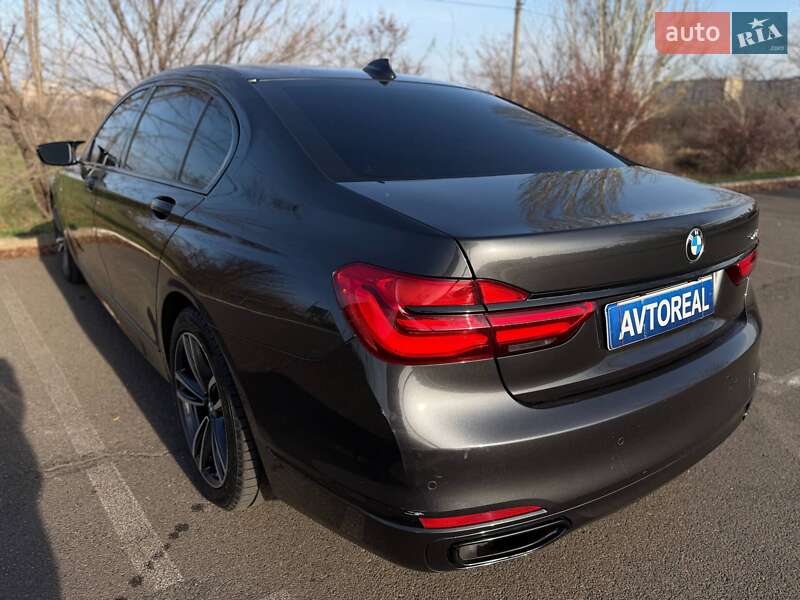 Седан BMW 7 Series 2017 в Кривом Роге