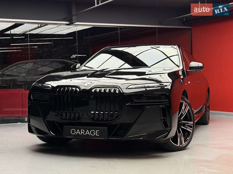 Седан BMW 7 Series 2023 в Киеве