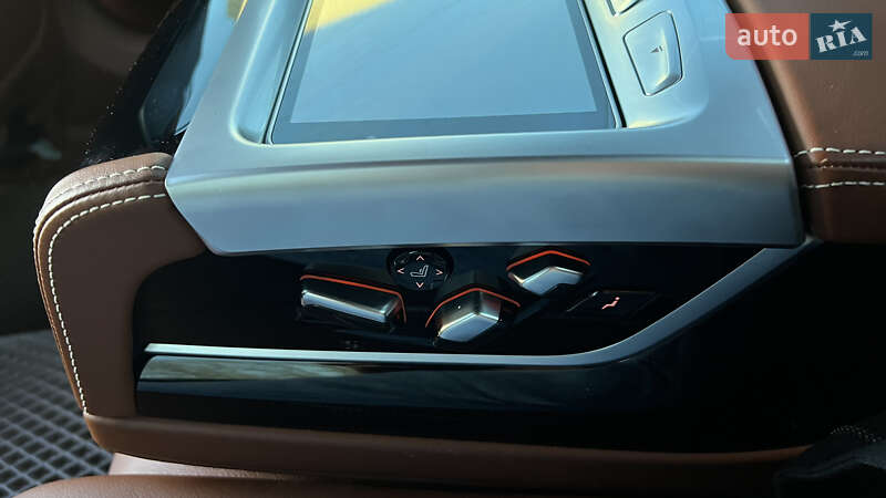 Седан BMW 7 Series 2017 в Львове фото 43 Седан BMW 7 Series 2017 в Львове