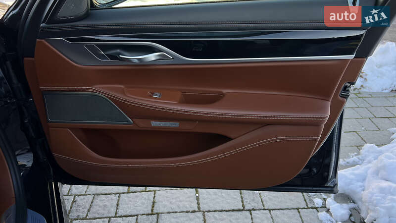 Седан BMW 7 Series 2017 в Львове фото 54 Седан BMW 7 Series 2017 в Львове