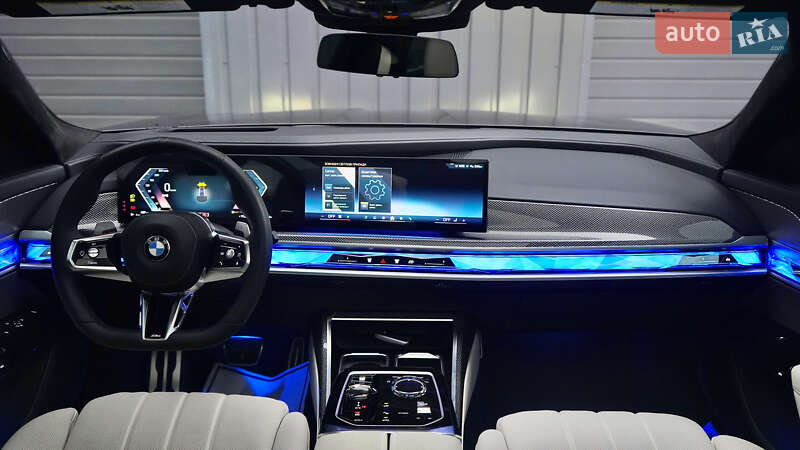 Седан BMW 7 Series 2024 в Львове фото 34 Седан BMW 7 Series 2024 в Львове