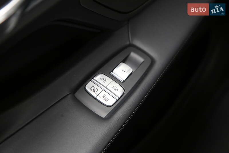 Седан BMW 7 Series 2016 в Киеве