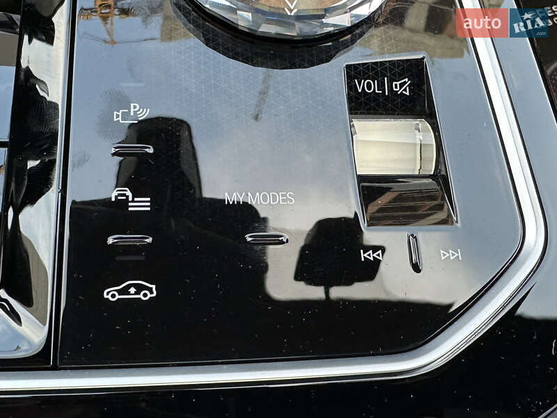 Седан BMW 7 Series 2022 в Киеве