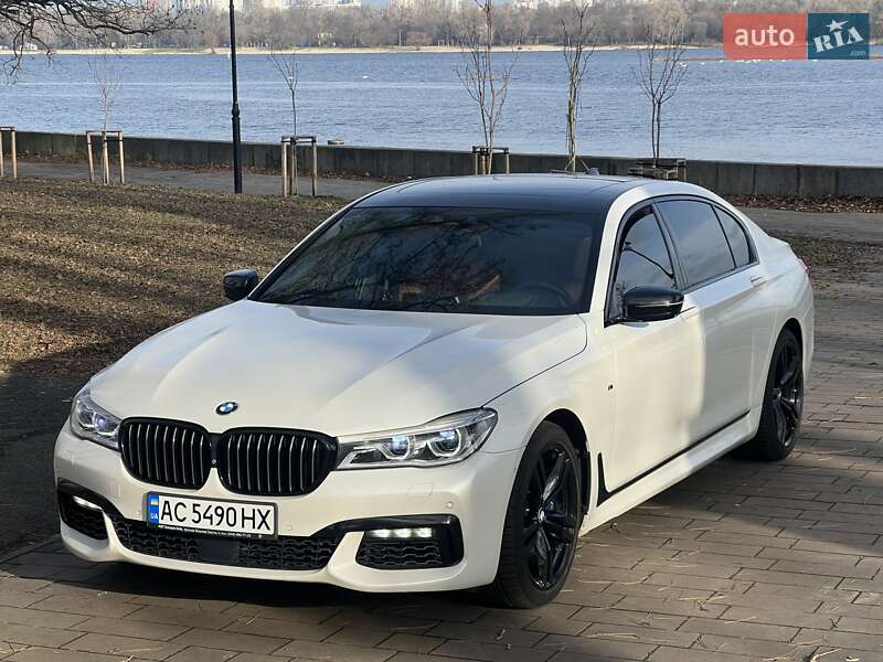 Седан BMW 7 Series 2016 в Киеве