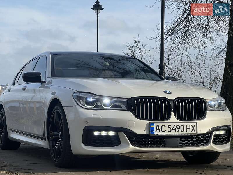 Седан BMW 7 Series 2016 в Киеве