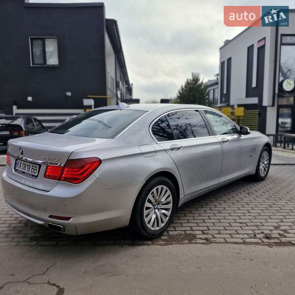 Седан BMW 7 Series 2011 в Виннице
