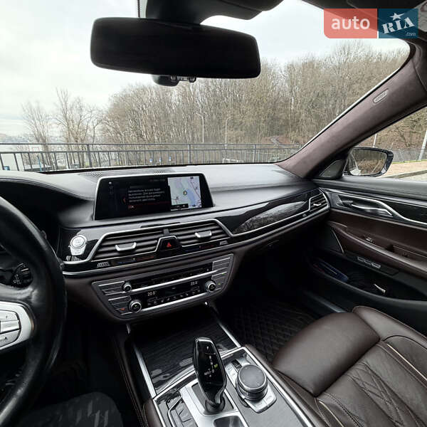 Седан BMW 7 Series 2016 в Тернополе фото 15 Седан BMW 7 Series 2016 в Тернополе