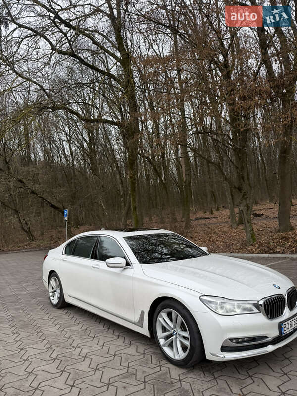 Седан BMW 7 Series 2016 в Тернополе фото 22 Седан BMW 7 Series 2016 в Тернополе