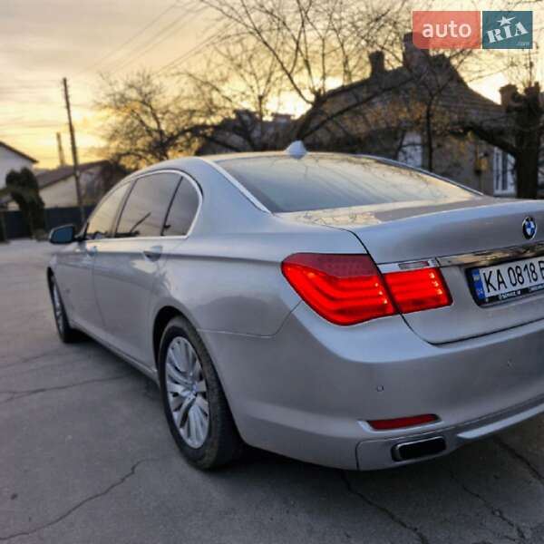 Седан BMW 7 Series 2011 в Виннице