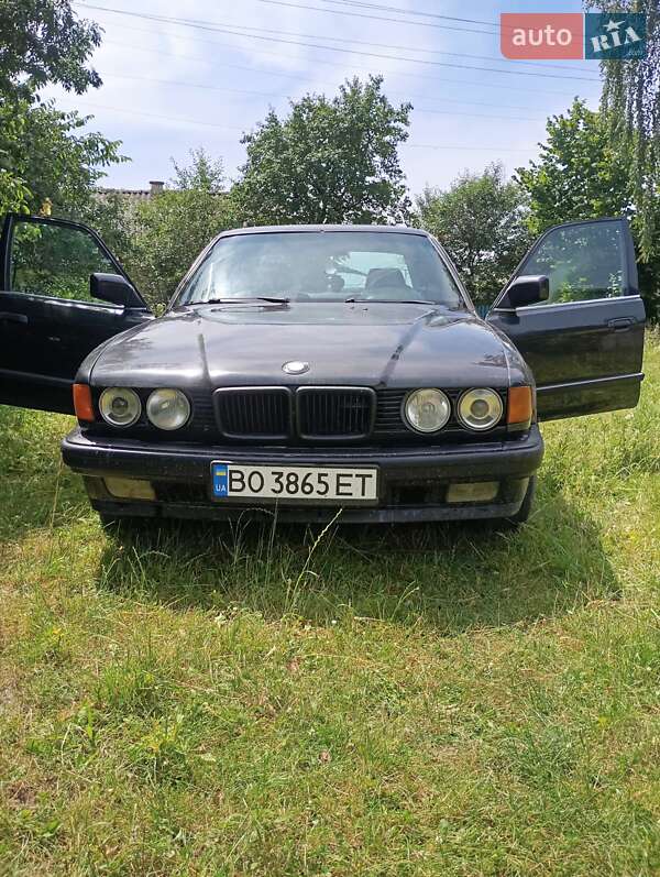 BMW 7 Series 1993
