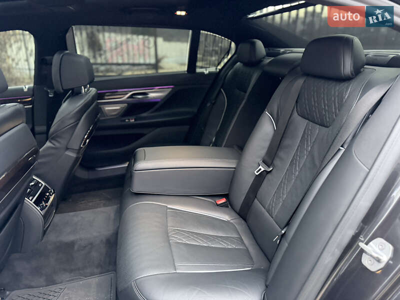 Седан BMW 7 Series 2019 в Киеве фото 20 Седан BMW 7 Series 2019 в Киеве