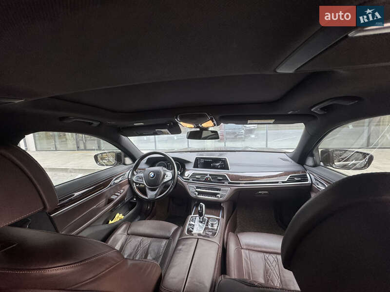 Седан BMW 7 Series 2016 в Рівному