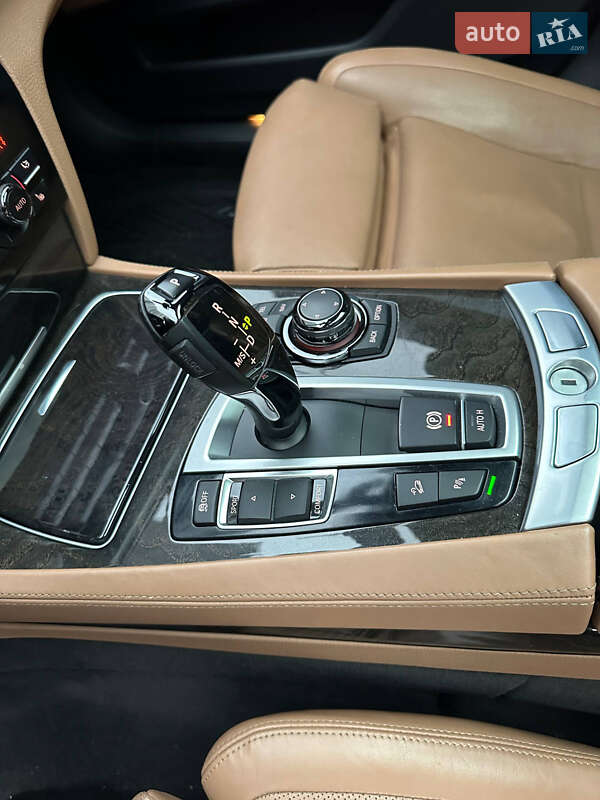 Седан BMW 7 Series 2013 в Киеве