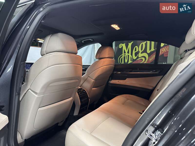 Седан BMW 7 Series 2009 в Киеве