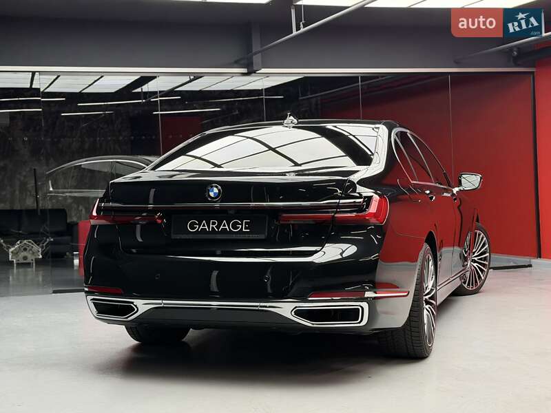 Седан BMW 7 Series 2020 в Киеве