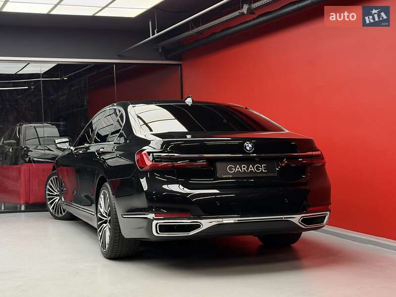 Седан BMW 7 Series 2020 в Киеве