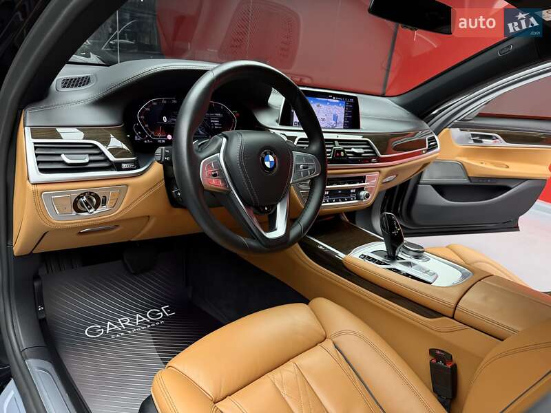 Седан BMW 7 Series 2020 в Киеве