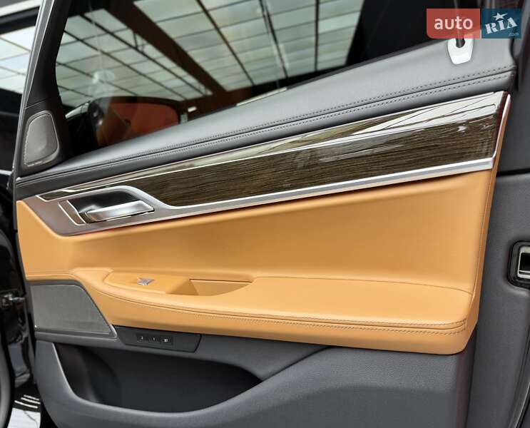 Седан BMW 7 Series 2020 в Киеве
