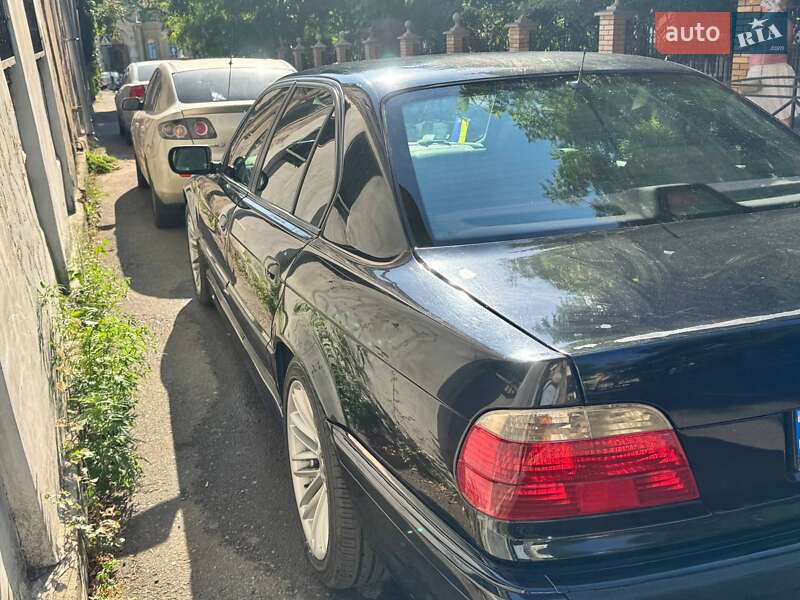 Седан BMW 7 Series 2001 в Одесі