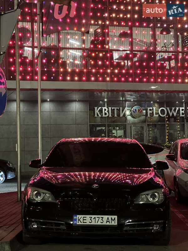 Седан BMW 7 Series 2009 в Днепре