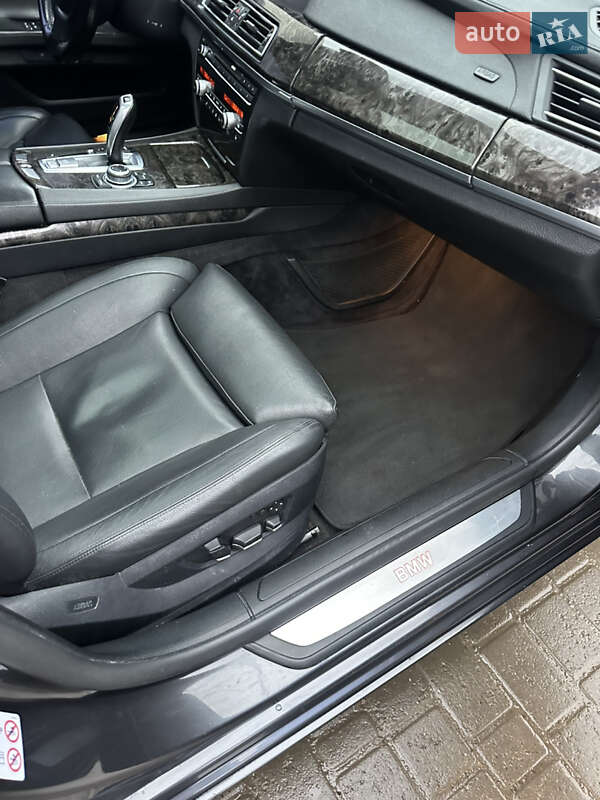 Седан BMW 7 Series 2009 в Черновцах фото 5 Седан BMW 7 Series 2009 в Черновцах