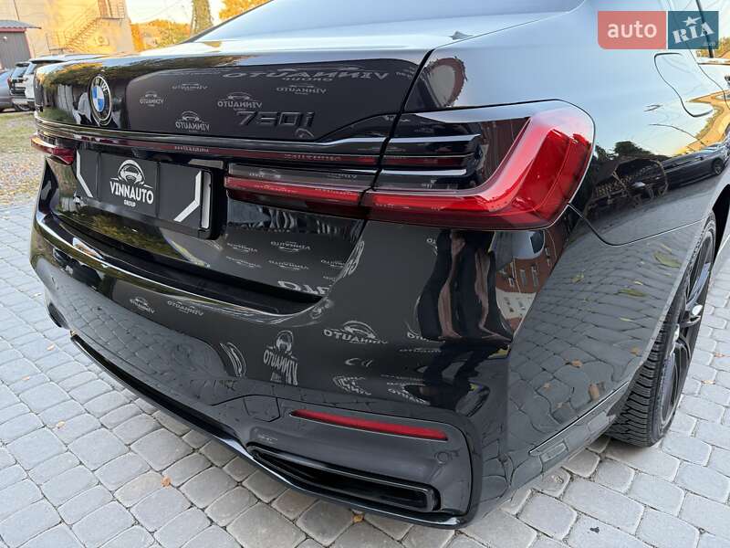 Седан BMW 7 Series 2021 в Виннице