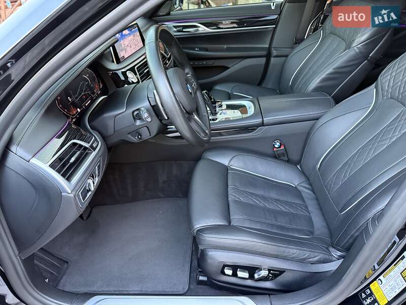 Седан BMW 7 Series 2021 в Виннице