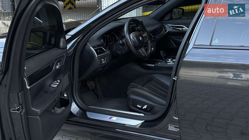 Седан BMW 7 Series 2016 в Ивано-Франковске