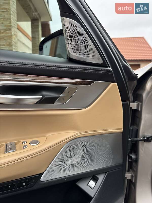 Седан BMW 7 Series 2020 в Нововолинську фото 15 Седан BMW 7 Series 2020 в Нововолинську