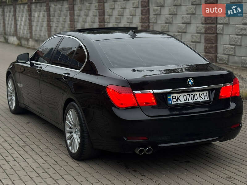 Седан BMW 7 Series 2008 в Ровно