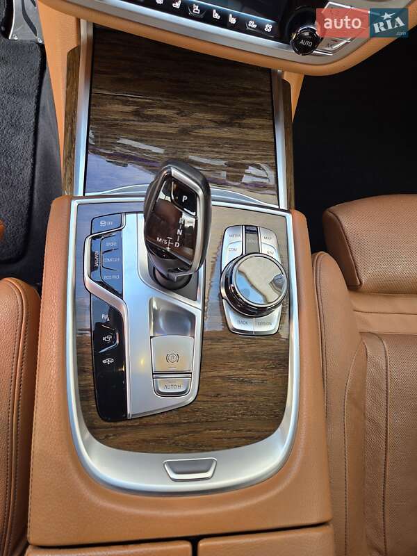 Седан BMW 7 Series 2017 в Харькове фото 13 Седан BMW 7 Series 2017 в Харькове
