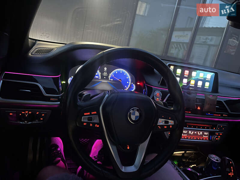 Седан BMW 7 Series 2016 в Львове фото 14 Седан BMW 7 Series 2016 в Львове