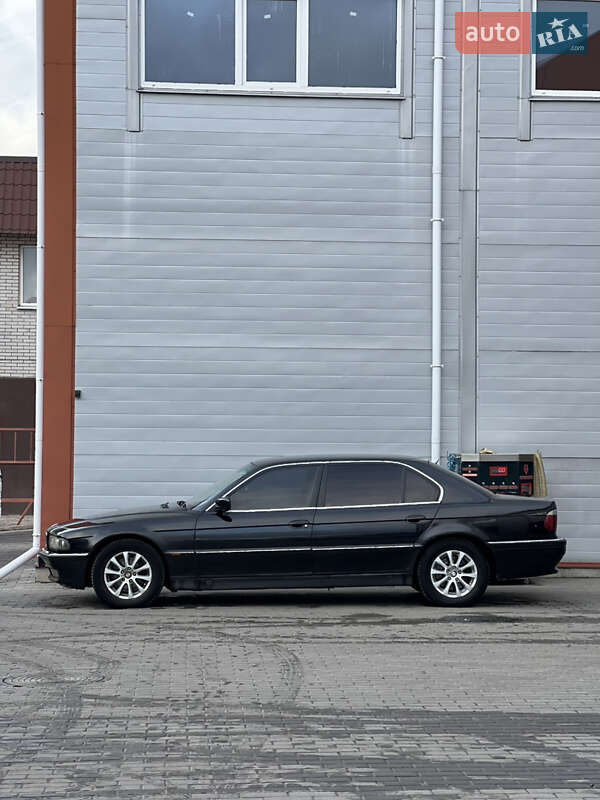 Седан BMW 7 Series 1998 в Сумах