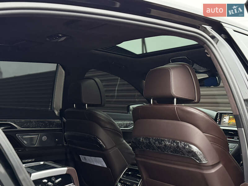Седан BMW 7 Series 2017 в Дубно фото 36 Седан BMW 7 Series 2017 в Дубно