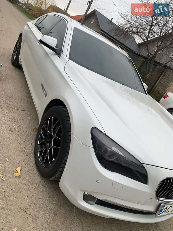 BMW 7 Series 2010 BMW 7 Series 2010