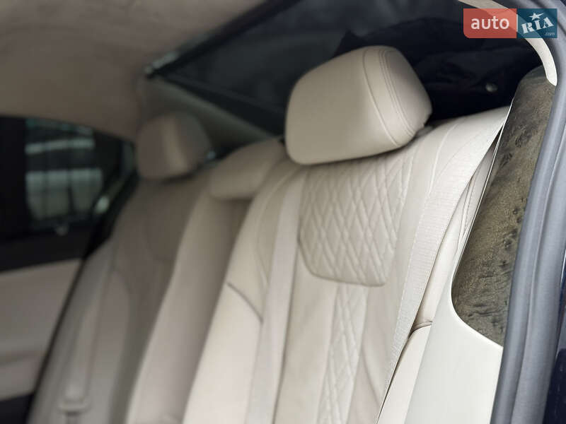 Седан BMW 7 Series 2017 в Чернівцях фото 22 Седан BMW 7 Series 2017 в Чернівцях