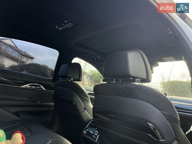 Седан BMW 7 Series 2016 в Киеве фото 77 Седан BMW 7 Series 2016 в Киеве