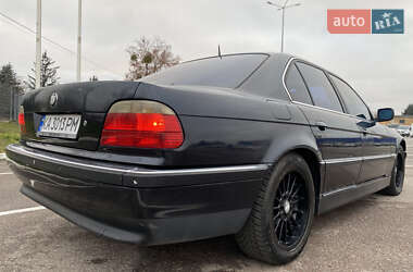 Седан BMW 7 Series 2000 в Житомирі